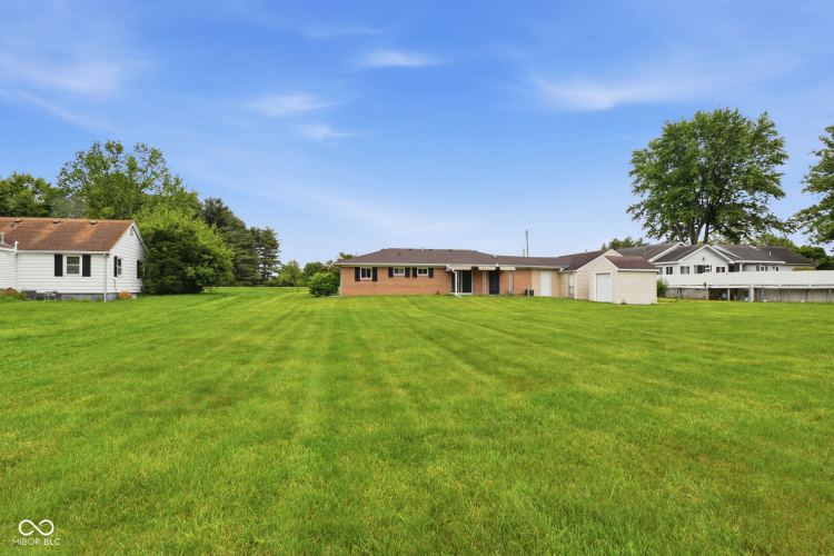 Listing Image 27