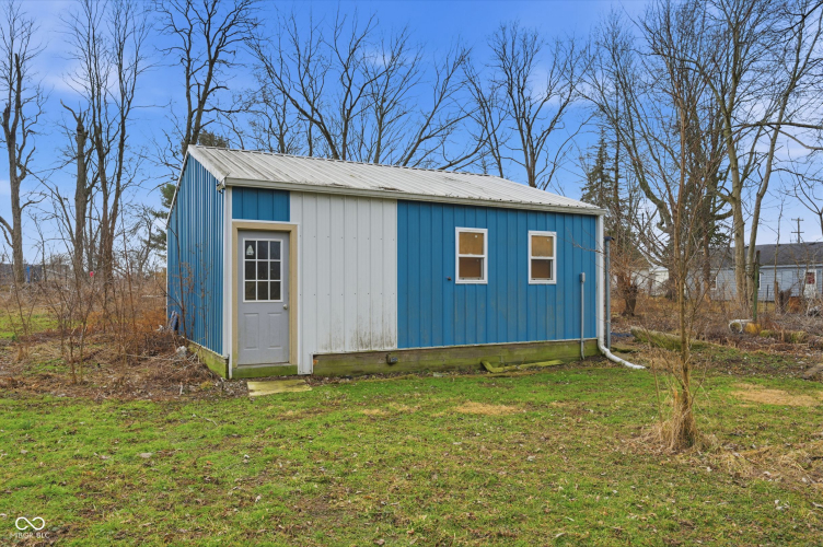 Listing Image 3
