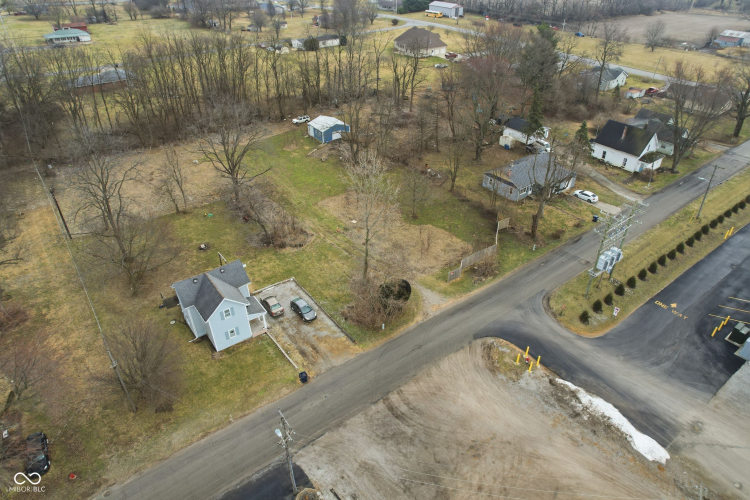Listing Image 9