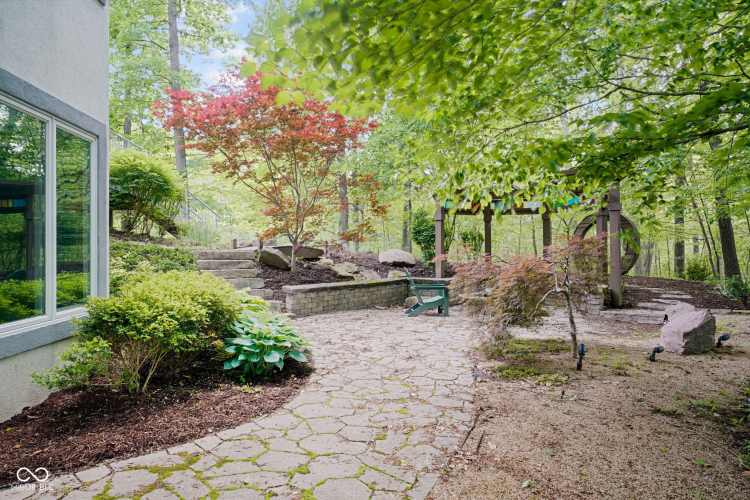 Listing Image 43