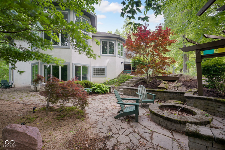 Listing Image 45