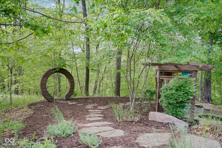 Listing Image 46