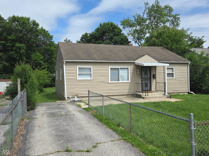 Listing Image 3