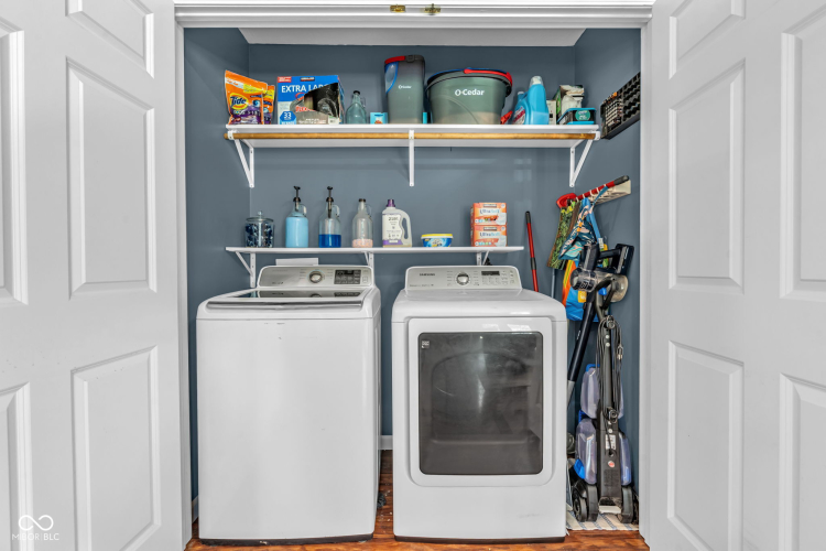 Listing Image 13
