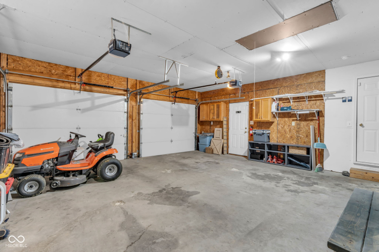 Listing Image 24