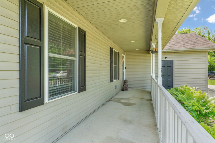 Listing Image 26
