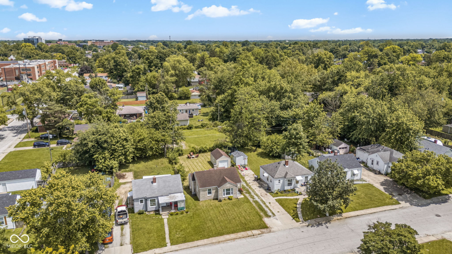 Listing Image 32
