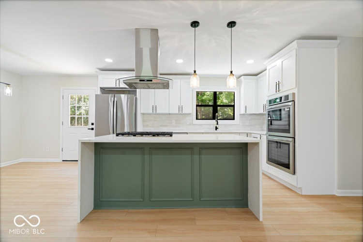 Listing Image 15