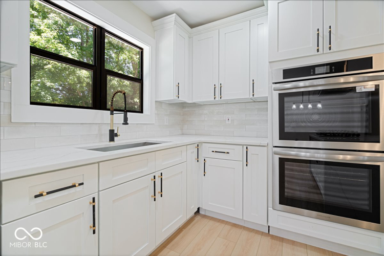 Listing Image 18