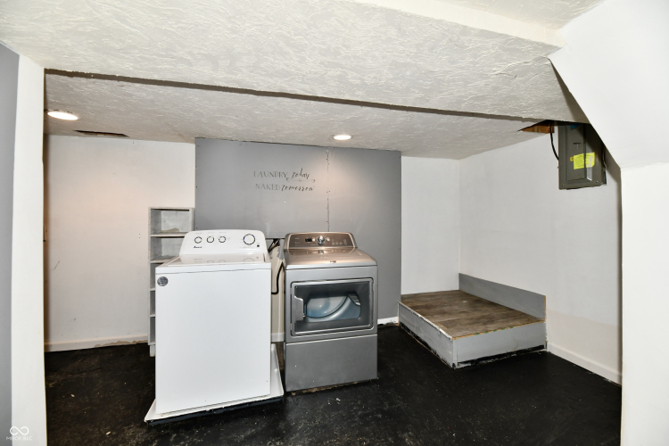 Listing Image 30