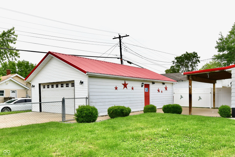 Listing Image 7