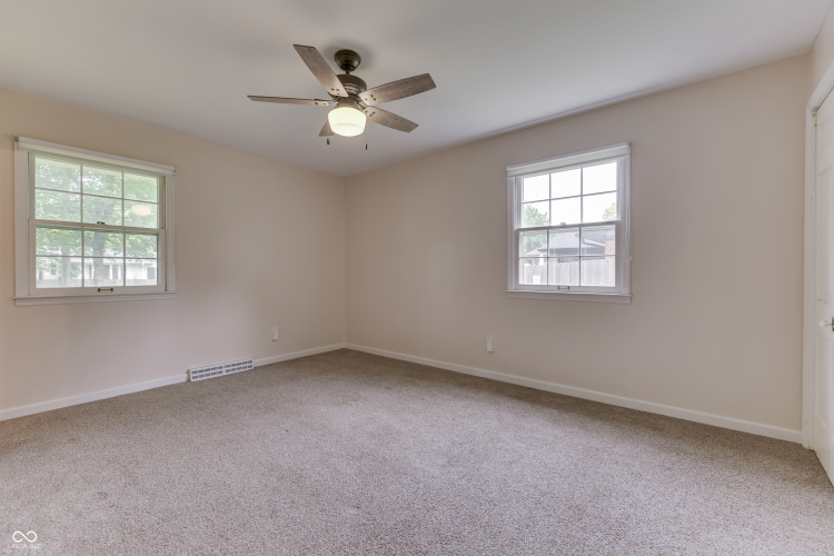 Listing Image 30