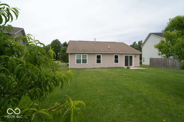 Listing Image 17