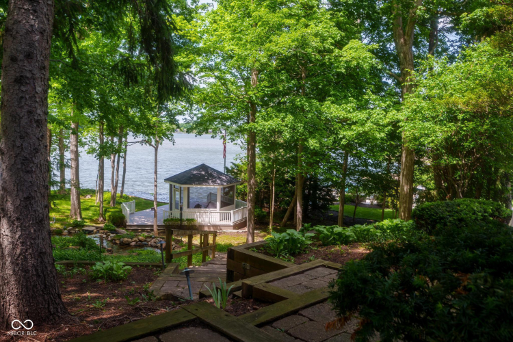 Listing Image 53