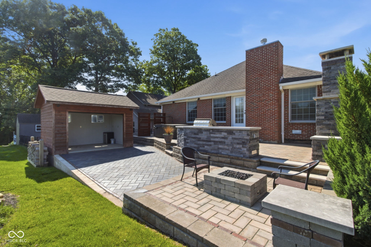 Listing Image 50