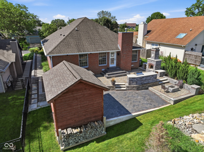 Listing Image 58