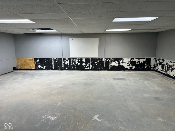 Listing Image 41