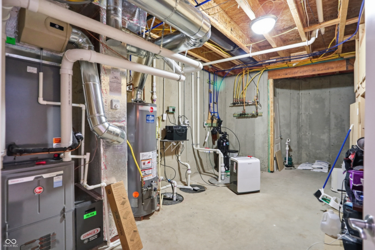 Listing Image 47
