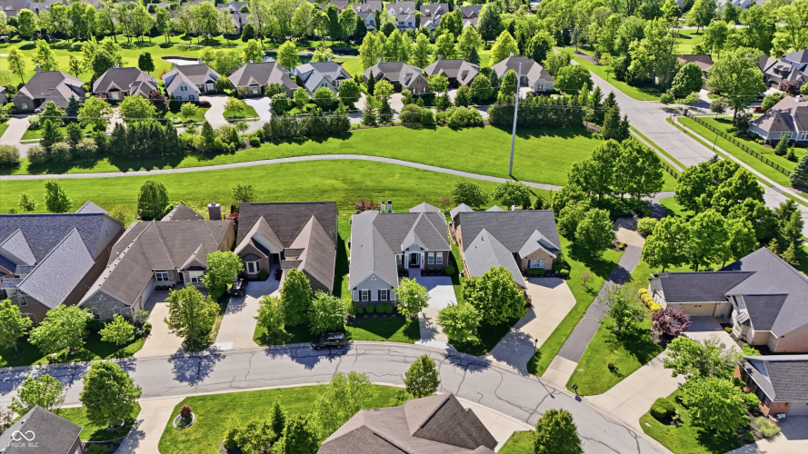 Listing Image 82