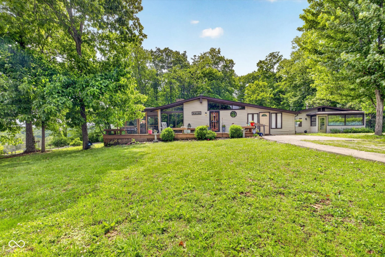 Listing Image 3