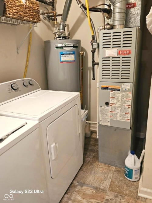 Listing Image 19