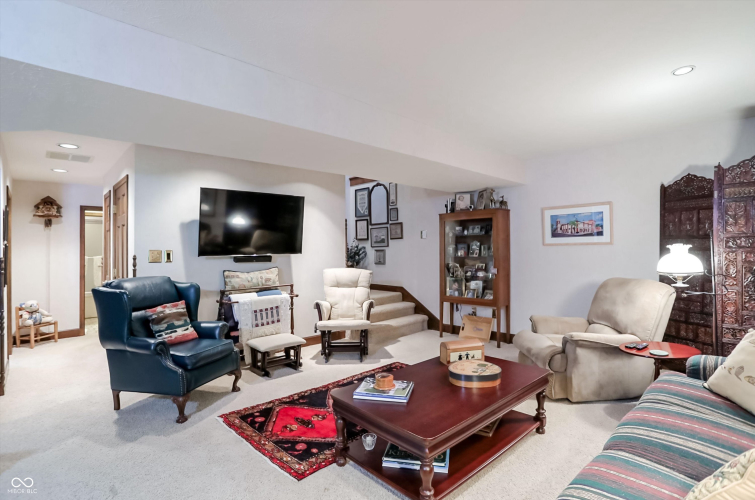 Listing Image 37