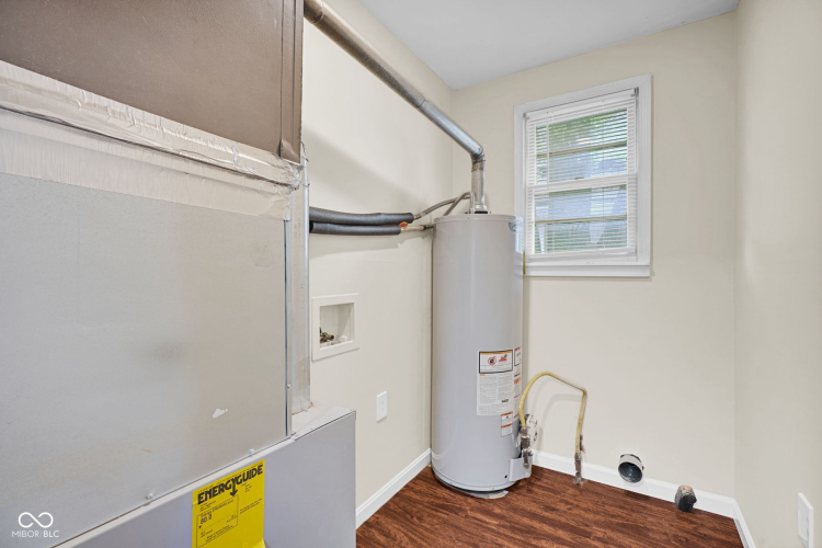 Listing Image 13