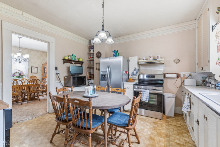 Listing Image 16