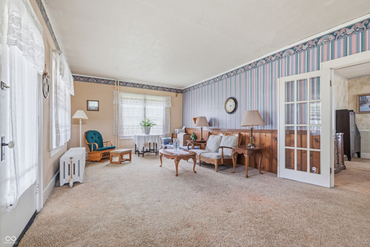 Listing Image 7