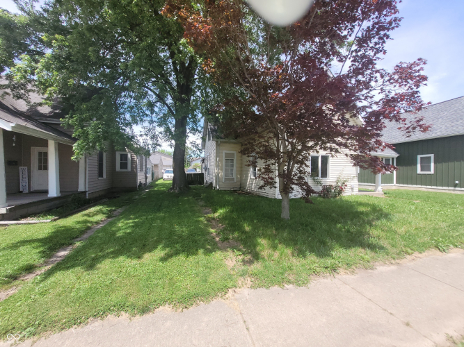 Listing Image 3