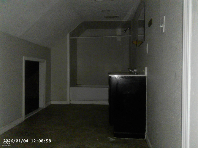 Listing Image 28