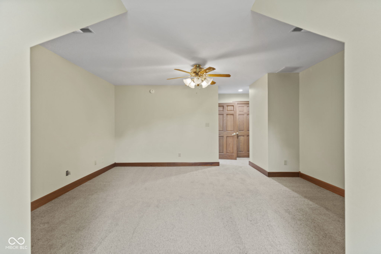 Listing Image 47