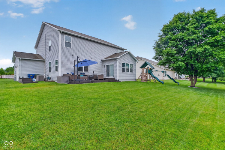Listing Image 45