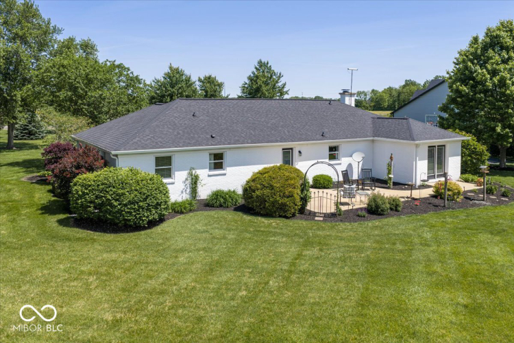 Listing Image 44
