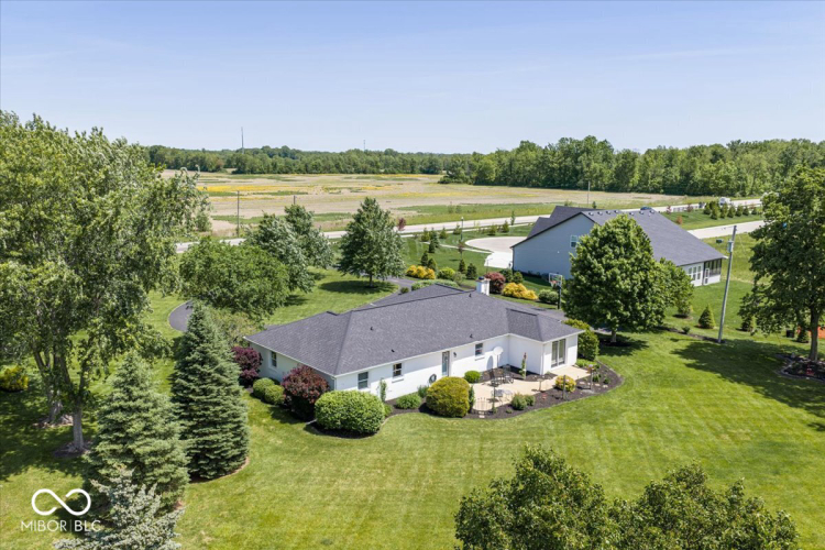 Listing Image 46