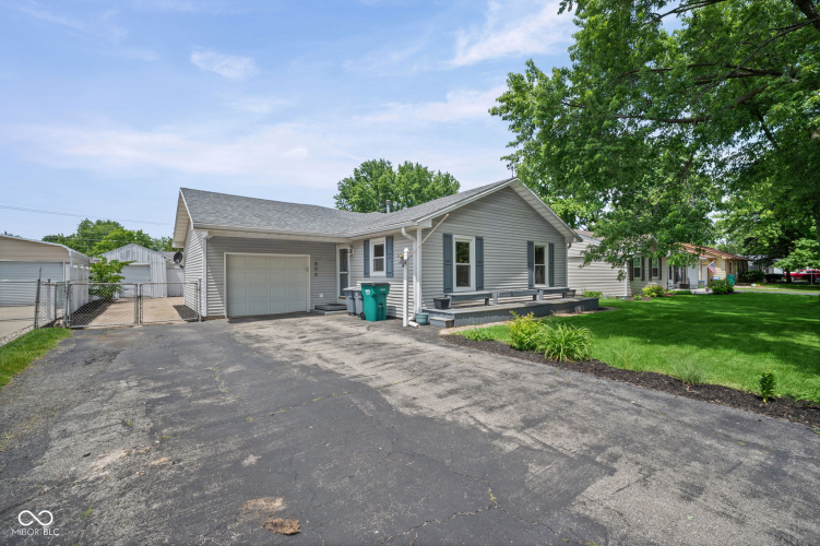 Listing Image 29