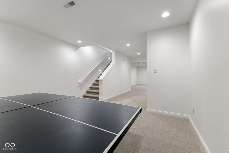 Listing Image 53