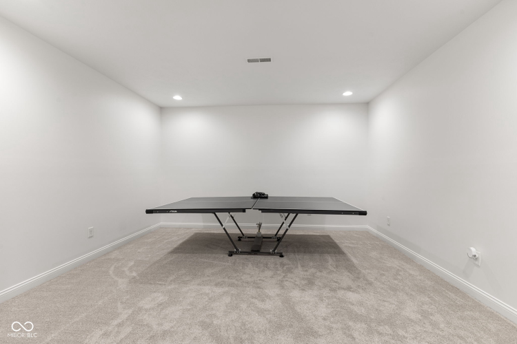 Listing Image 54