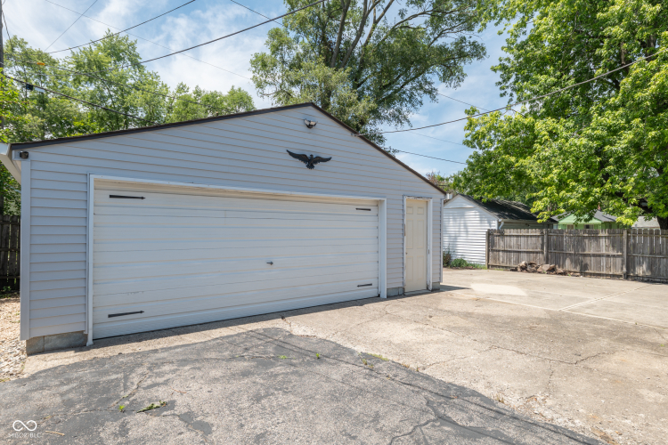 Listing Image 26