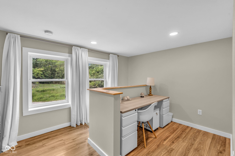 Listing Image 23