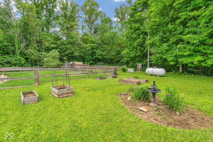 Listing Image 41