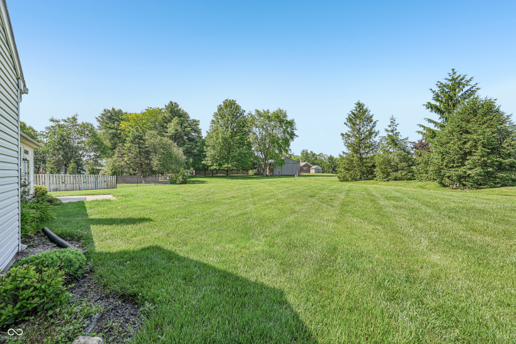 Listing Image 44