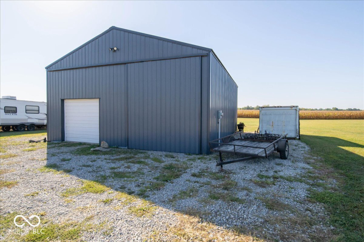 Listing Image 32