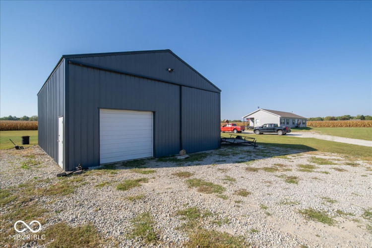 Listing Image 33
