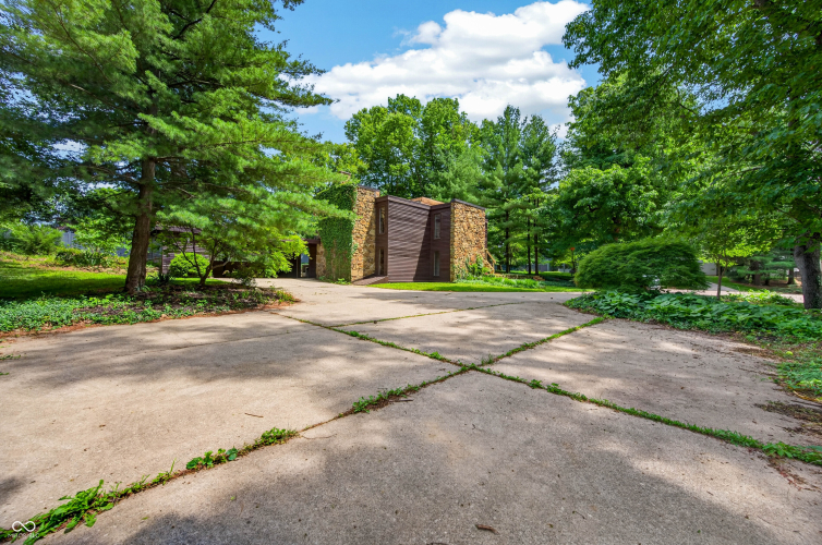 Listing Image 52