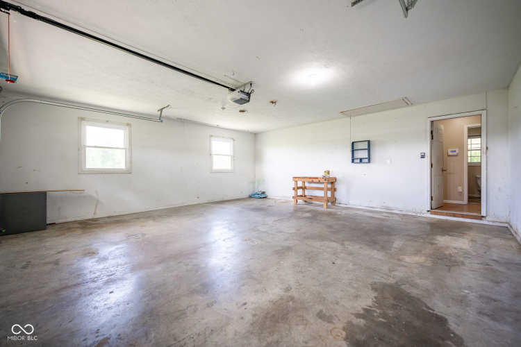 Listing Image 29