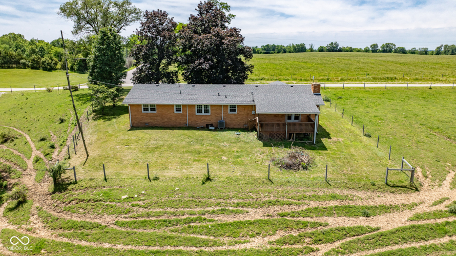Listing Image 38