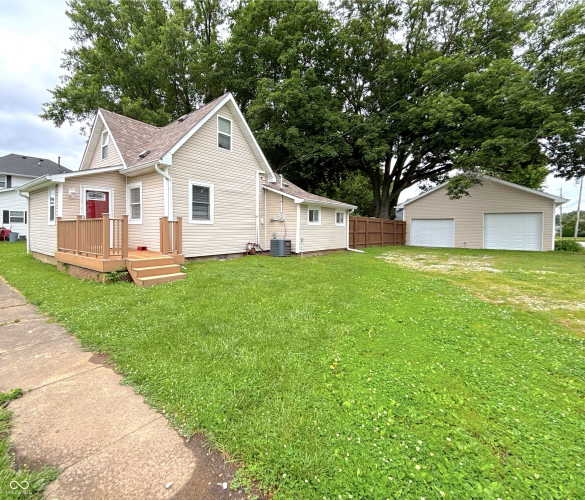 Listing Image 3
