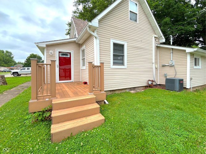 Listing Image 4