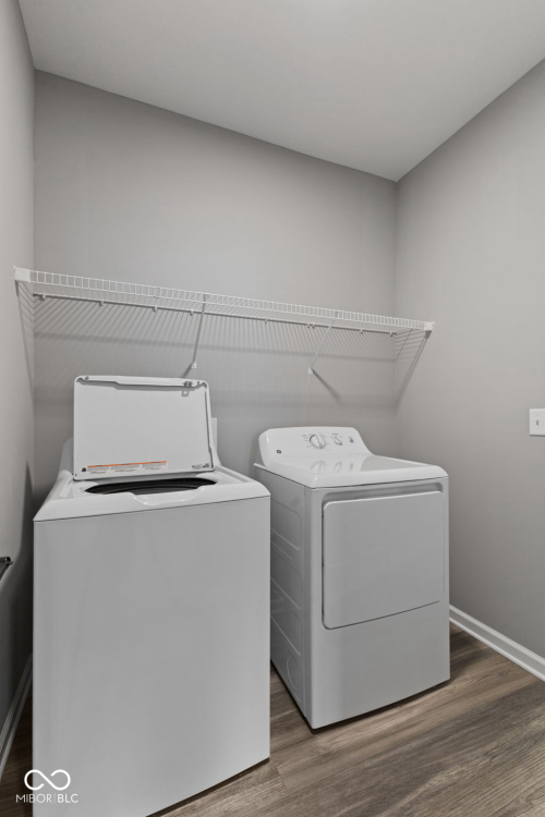 Listing Image 21